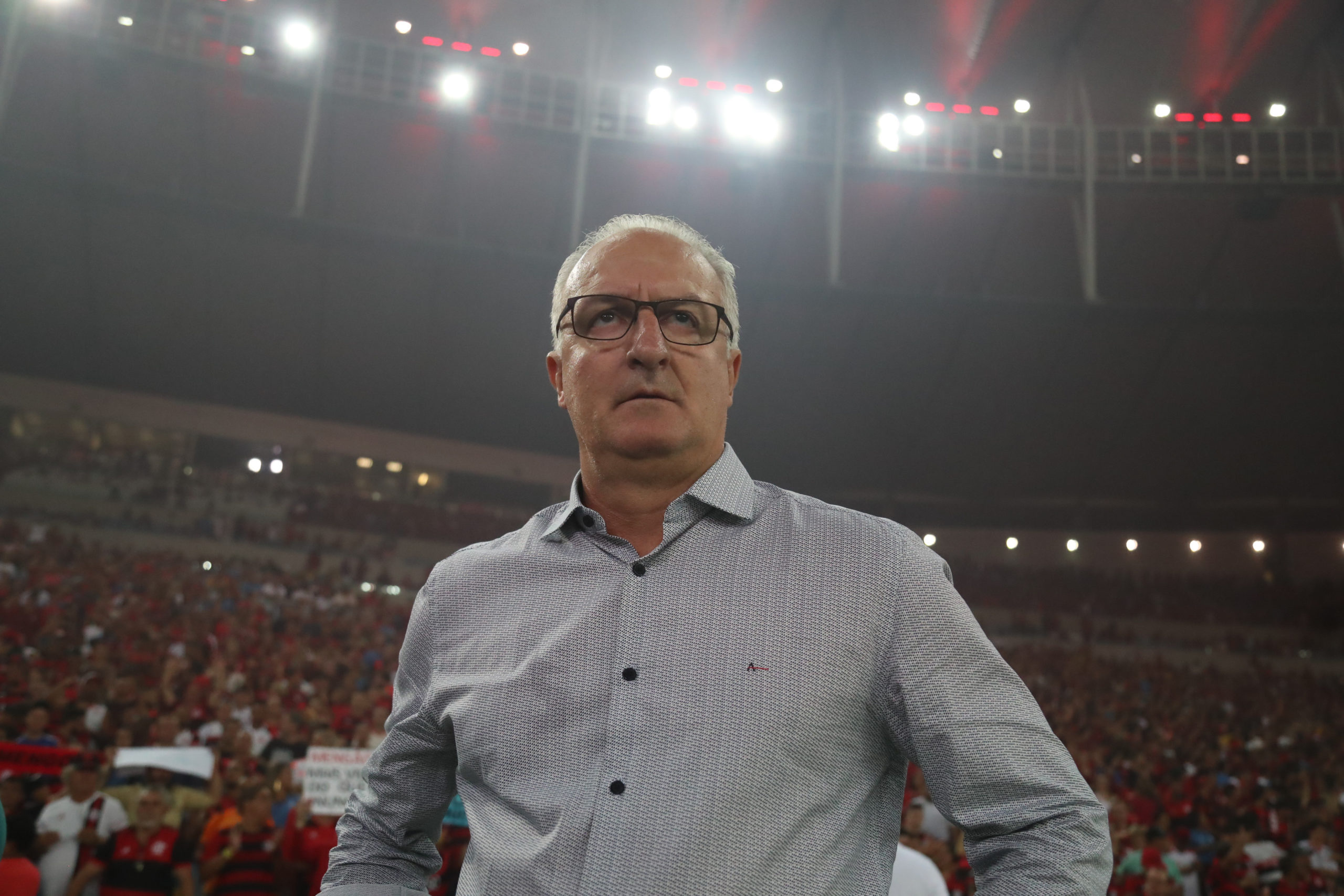 Flamengo anuncia a contratação de Dorival Júnior