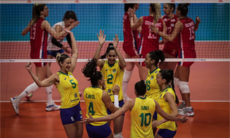 Brasil comemora a vitória contra a Sérvia