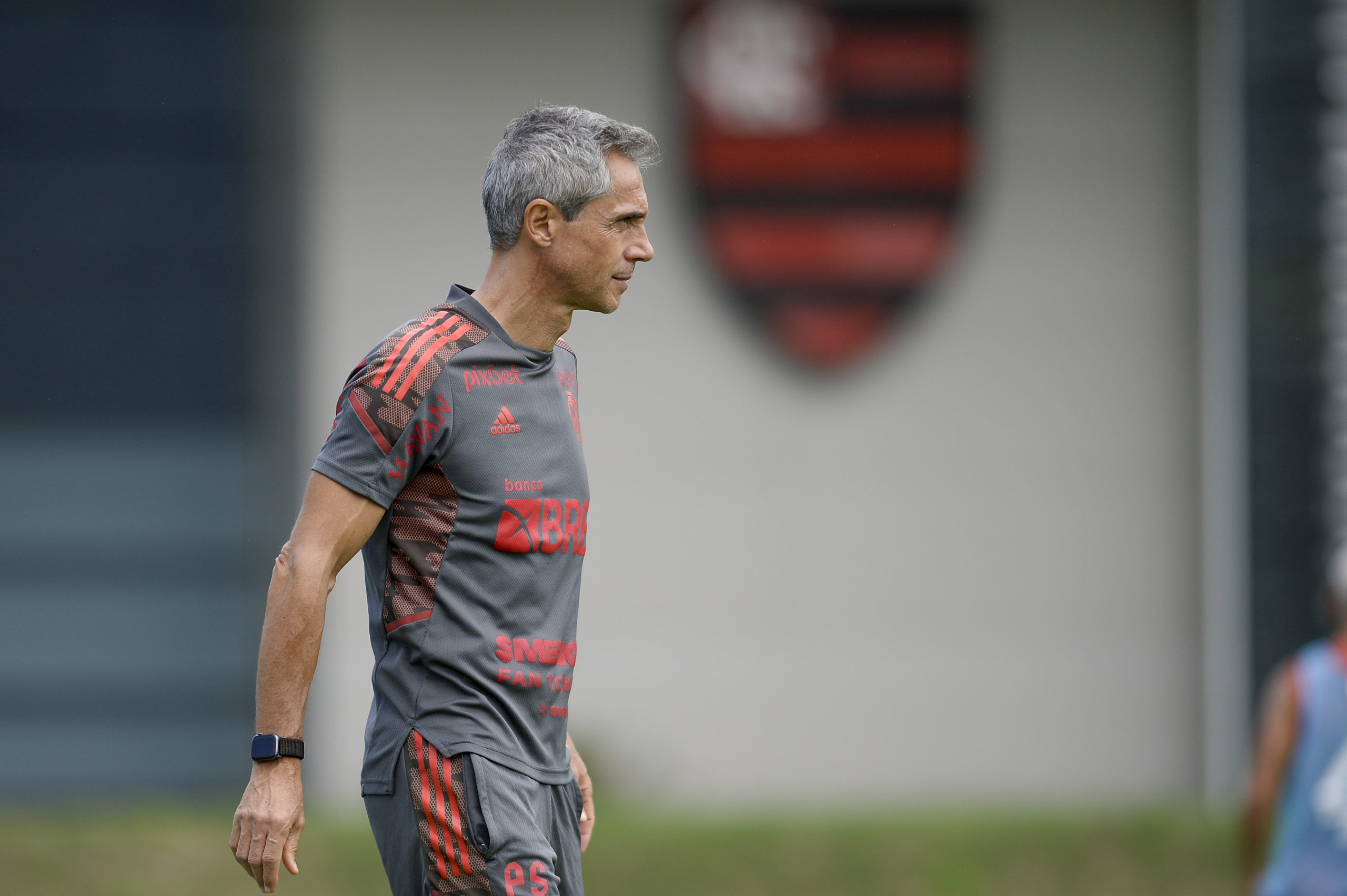 Paulo Sousa se despede do Flamengo e desabafa: ‘Existem coisas e pessoas que não controlamos’