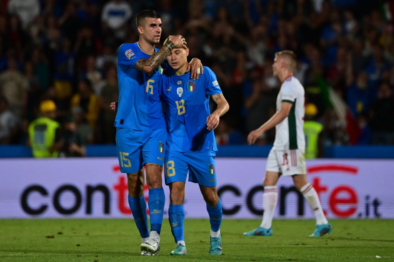 Itália vence Hungria e assume liderança de seu grupo na Liga das Nações