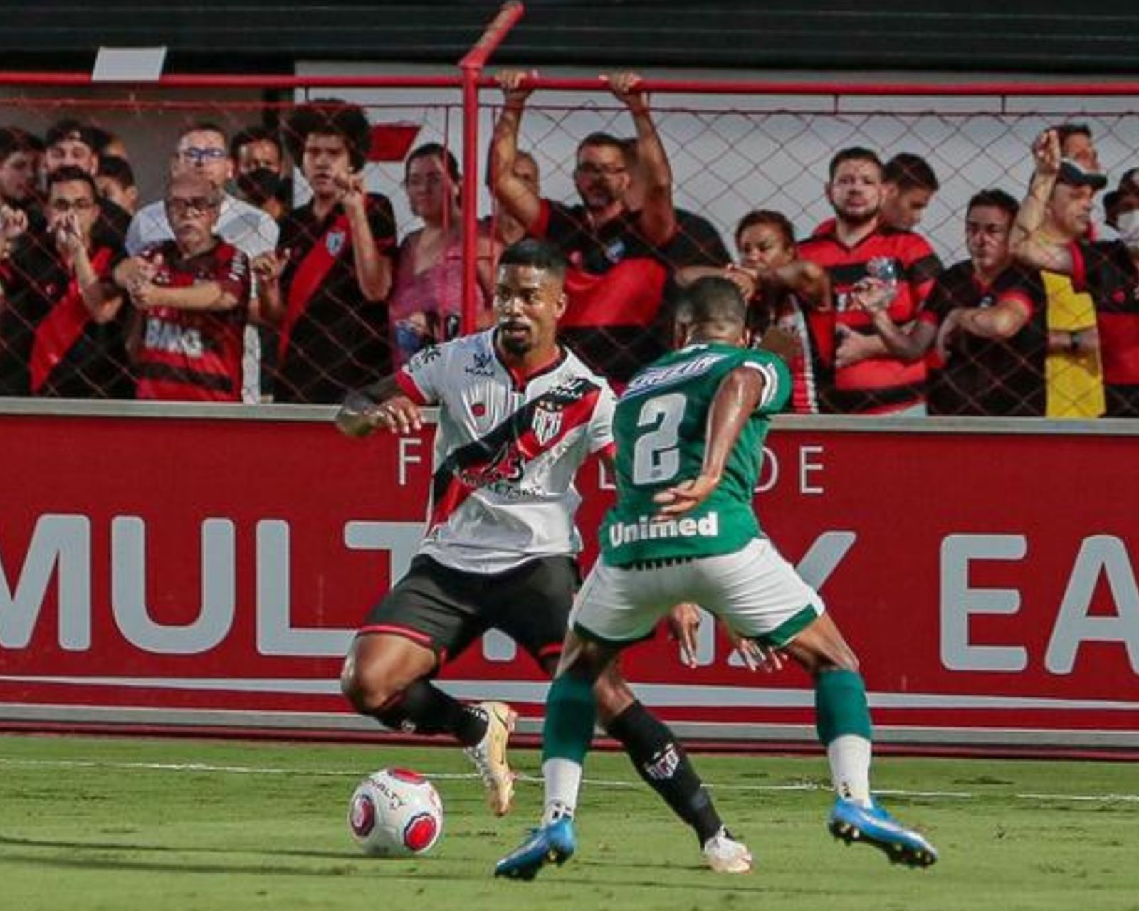 Primeiro clássico na história entre Atlético-GO e Goiás pela Copa do Brasil termina equilibrado