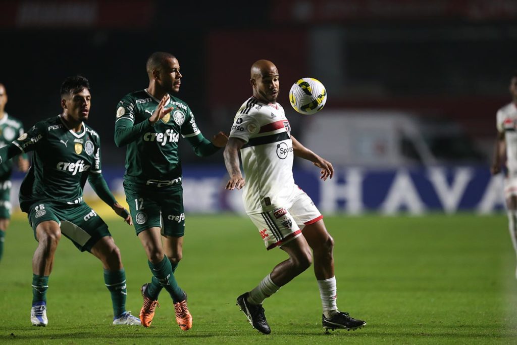 São Paulo vence o Palmeiras e tem a vantagem na Copa do Brasil - A Gazeta  do Amapá