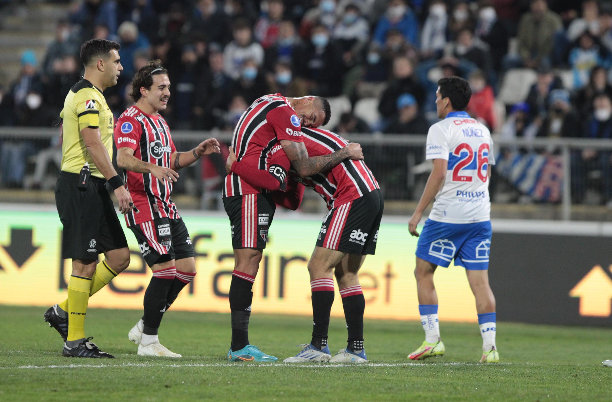 São Paulo volta a marcar quatro gols na mesma partida depois de quase três meses