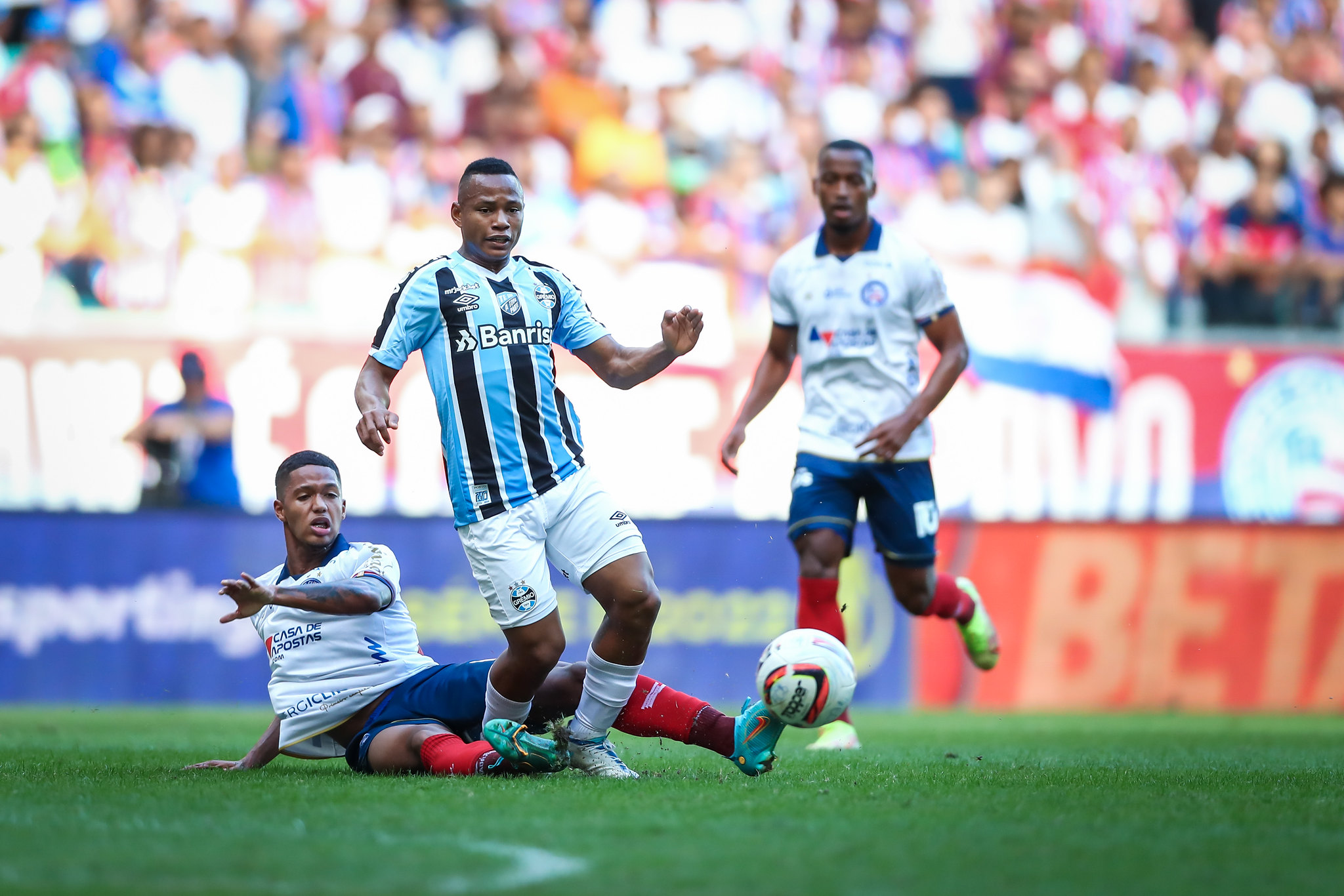 Campaz jogando pelo Grêmio contra o Bahia