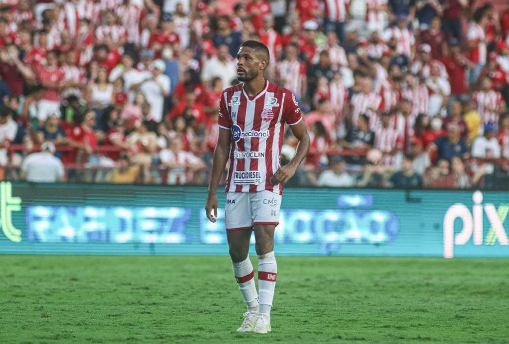 Atlético-GO vai buscar reforços com rodagem na Série A