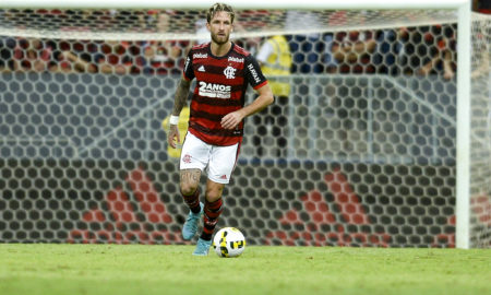 ‘Muito feliz por estar ajudando essa parte defensiva da equipe’, diz Léo Pereira sobre boa fase no Flamengo