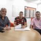 Flamengo renova contrato com Victor Hugo por mais cinco anos