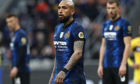 Inter de Milão anuncia rescisão do contrato de Vidal e Flamengo vê caminho livre para anunciar chileno