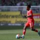 Omar Richards diz sim para o Nottingham Forest e clube inglês acerta a contratação de mais um jogador da Bundesliga, diz emissora