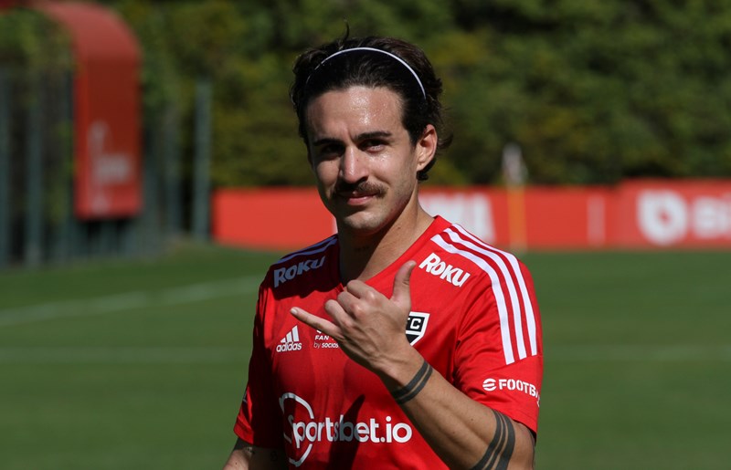 Gabriel Neves sofre lesão e deve ficar de fora dos próximos jogos do São Paulo