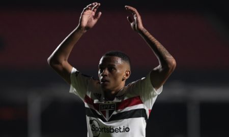 São Paulo acerta renovação com atacante Caio; veja detalhes do novo contrato