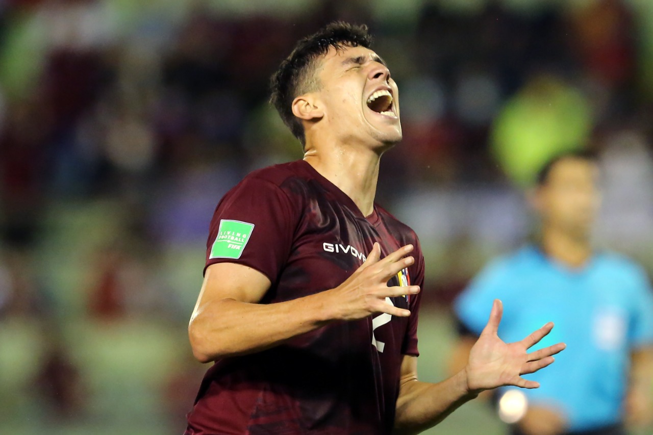 Nahuel Ferraresi, novo reforço do São Paulo, é venezuelano e já defendeu a seleção nacional (Edilzon Gamez / Getty Images)