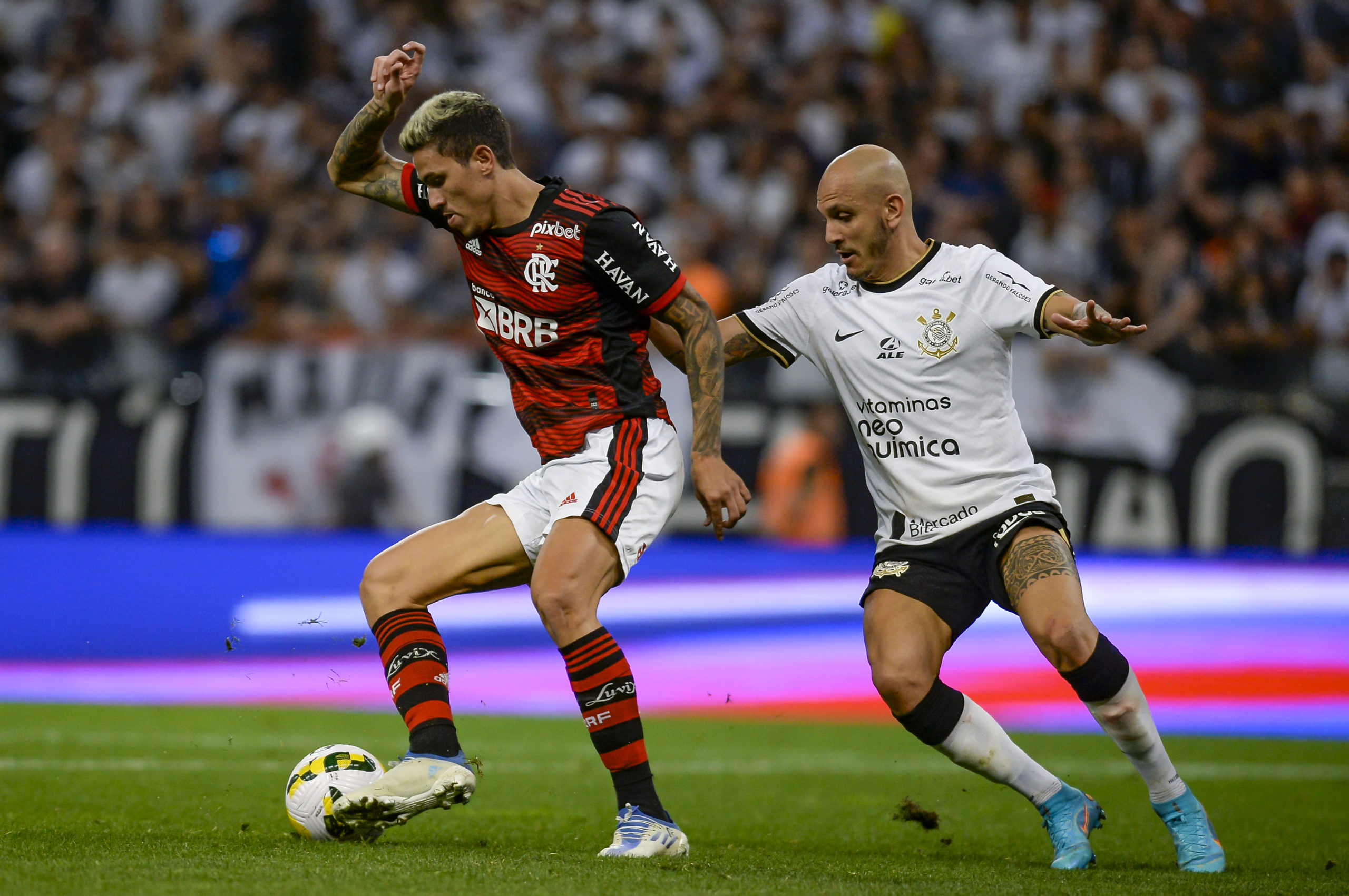 Reforçado e em evolução na temporada, Flamengo visita o Corinthians pelas quartas de final da Libertadores