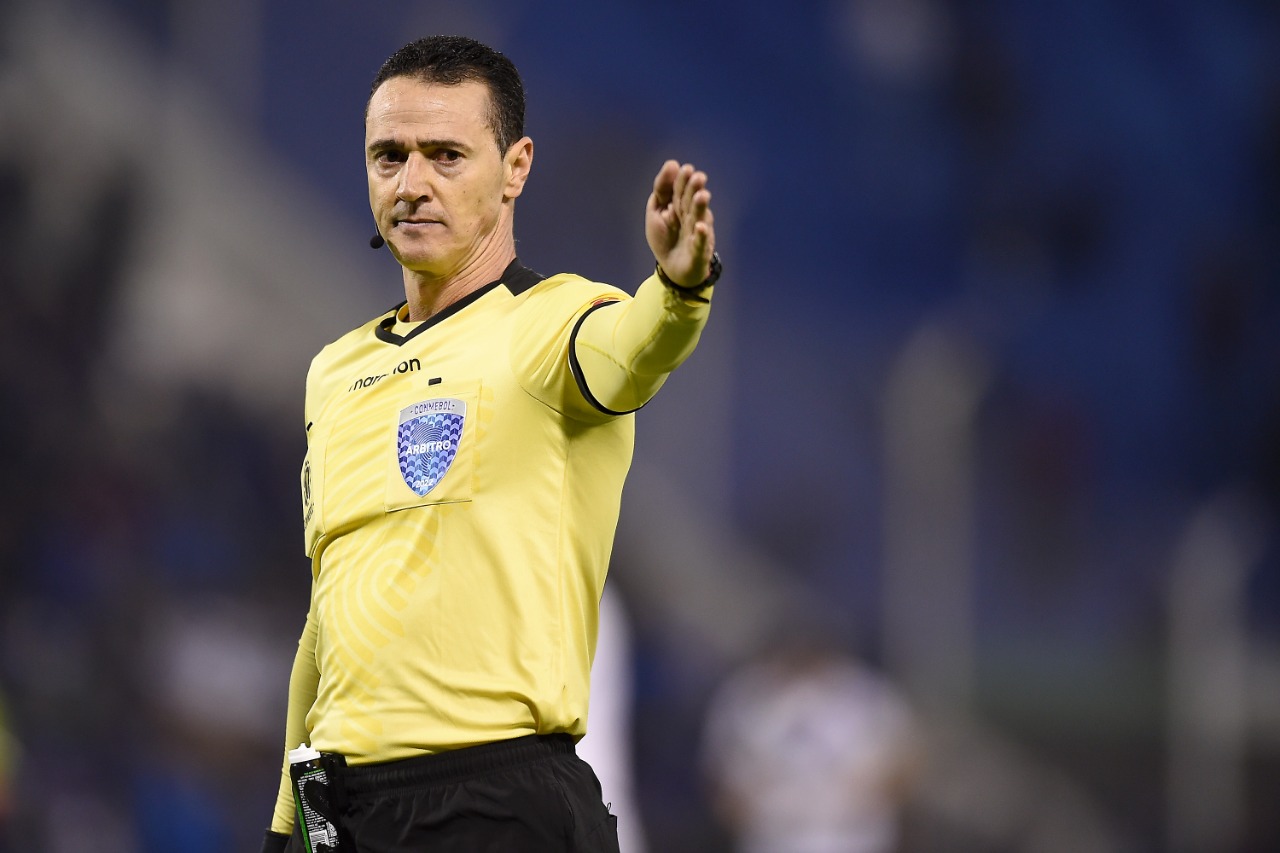 CBF define escala de arbitragem para Red Bull Bragantino x Flamengo