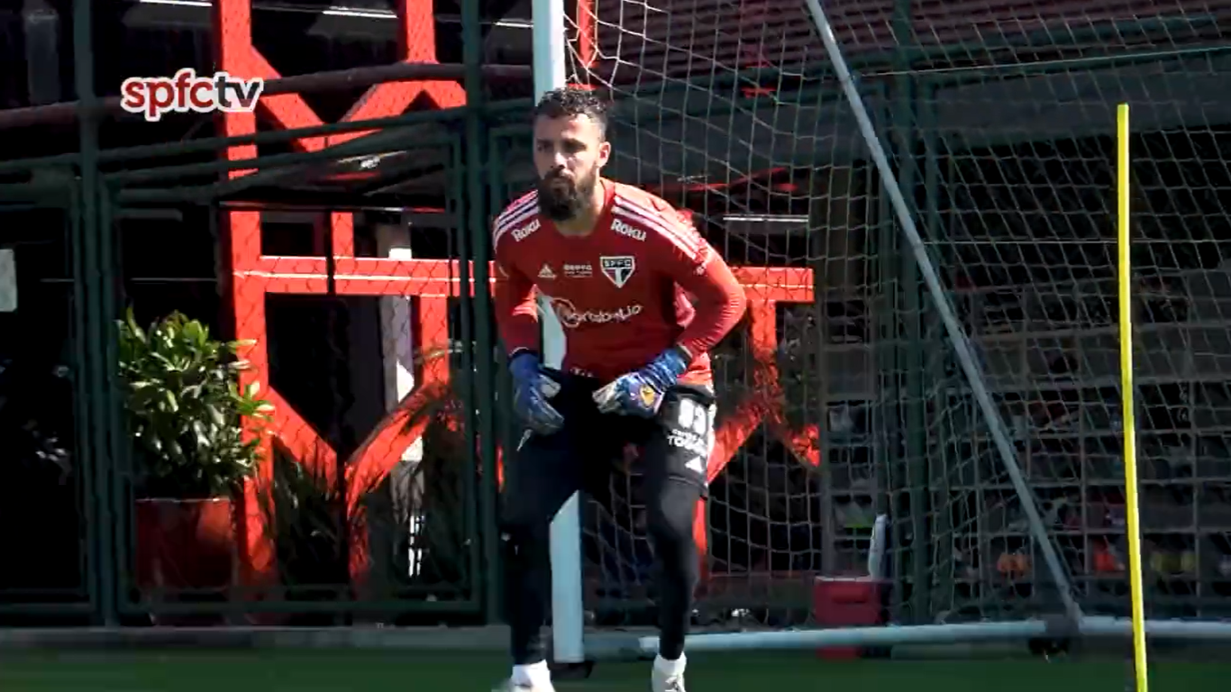 Jandrei do São Paulo em ação no treino de preparação para Copa do Brasil - Reprodução / SPFCTV