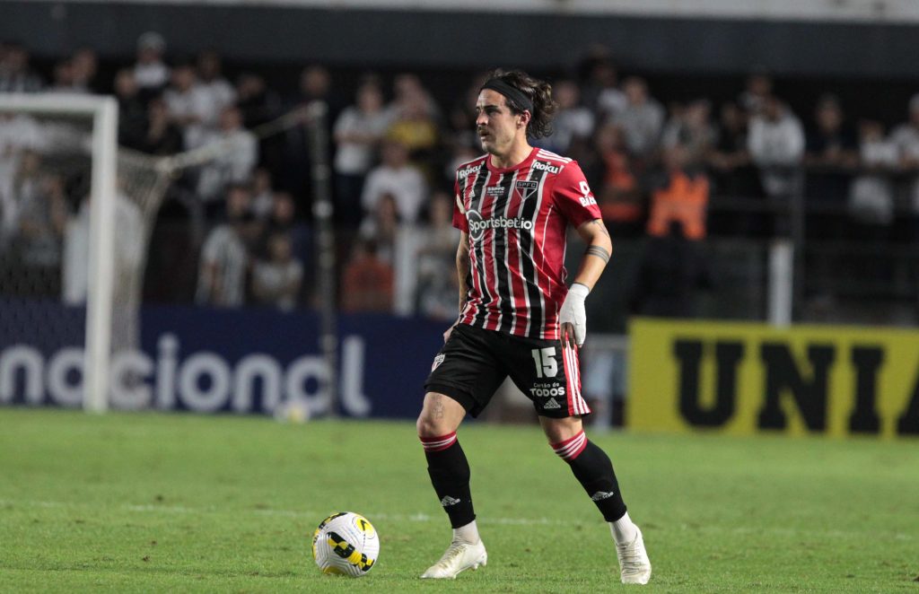 Gabriel Neves, do São Paulo, desabafa após críticas por ter