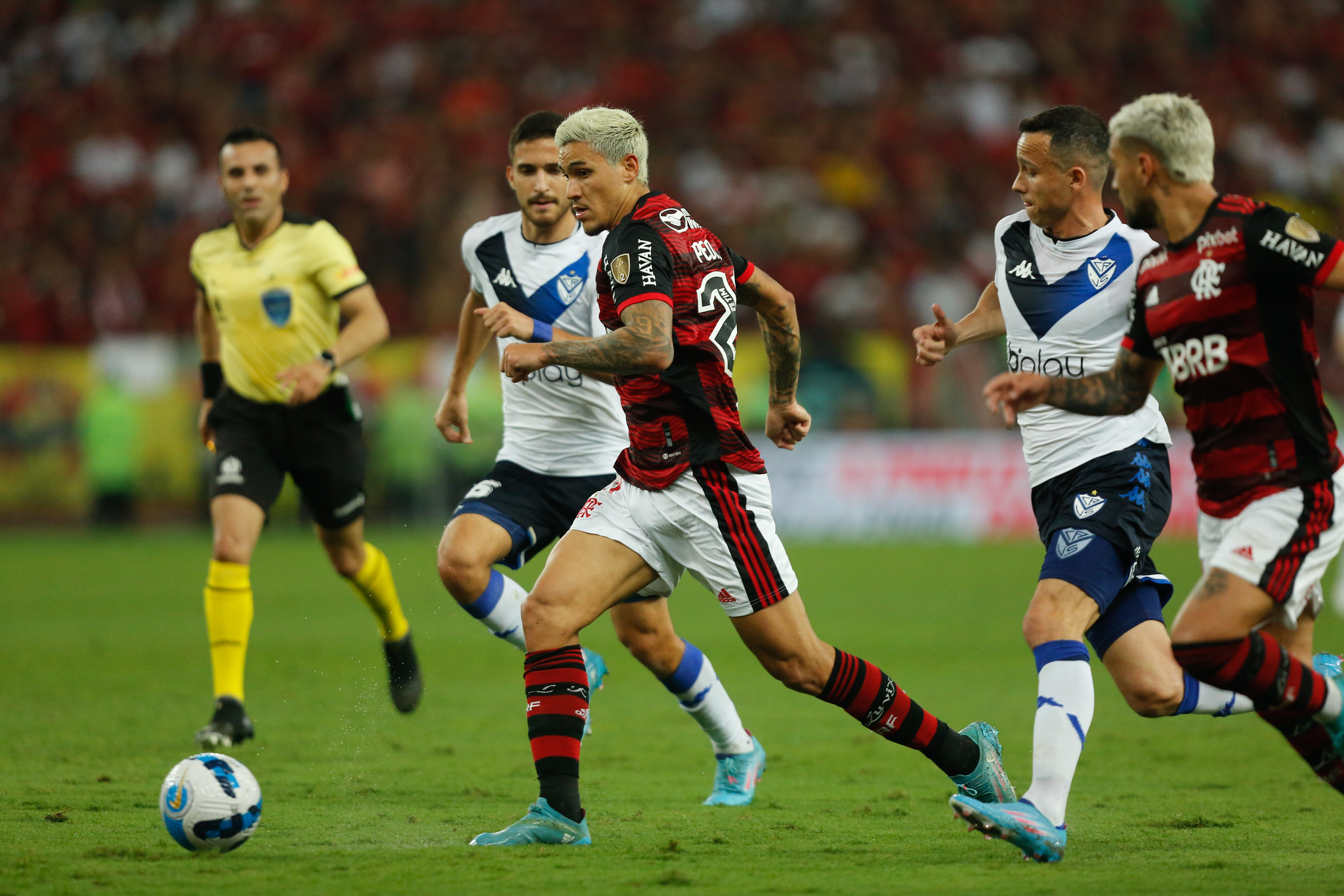 Análise ENM: Flamengo joga o suficiente para voltar a vencer o Vélez e garantir classificação à final da Libertadores