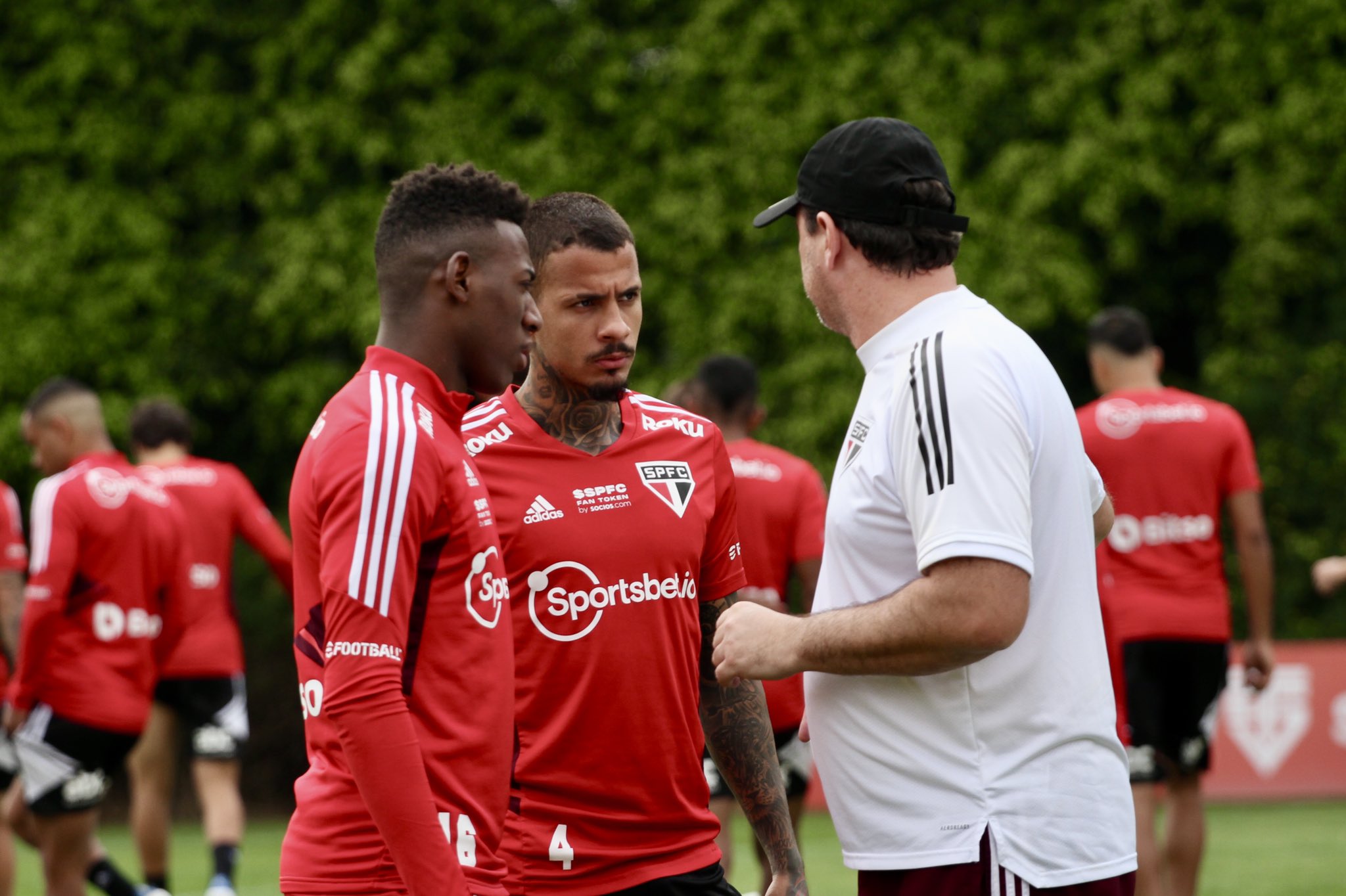 São Paulo encerra preparação para pegar o Cuiabá e Ceni deve ter desfalque; veja provável escalação