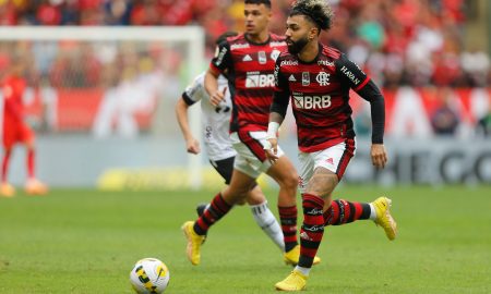Atuações ENM: Em seu 200º jogo pelo Flamengo, Gabigol marca e é expulso em empate com o Ceará; veja as notas