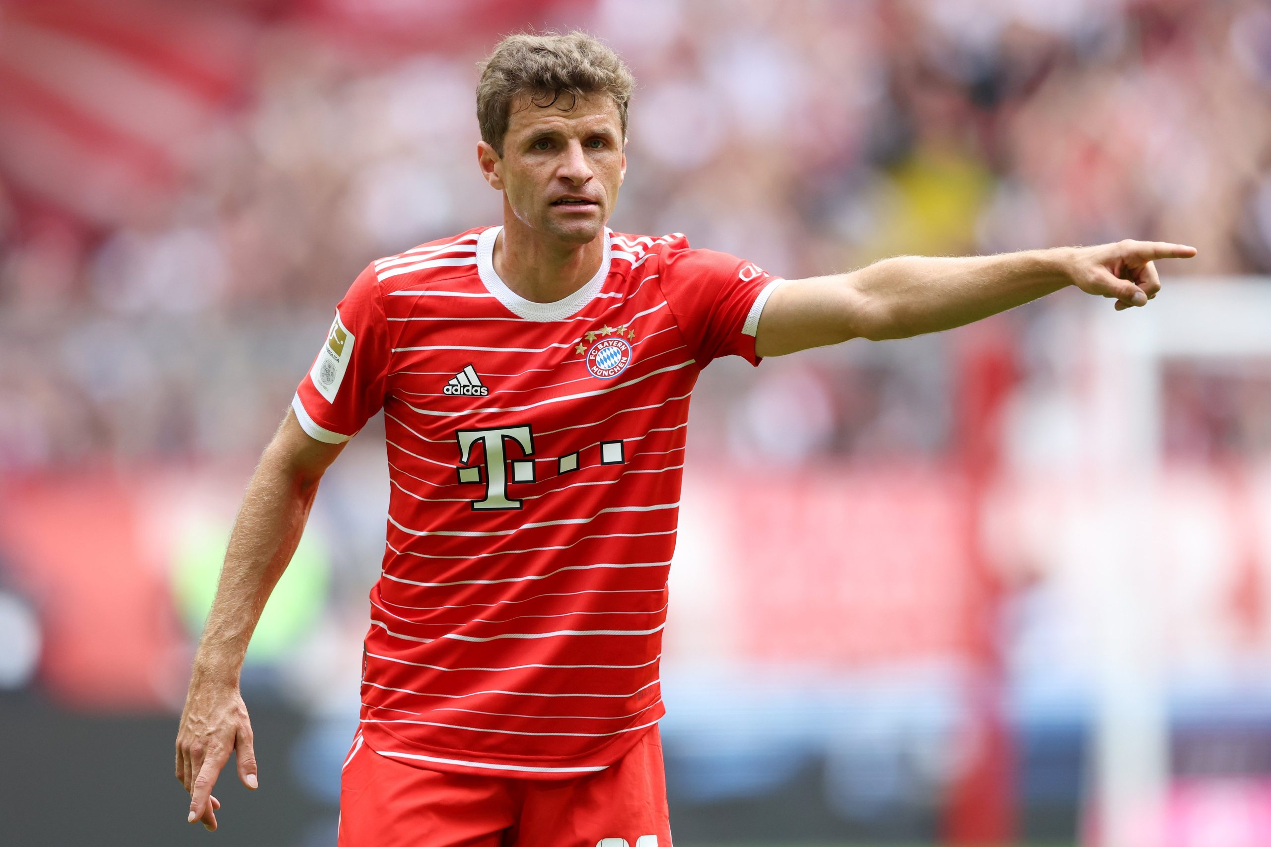 Thomas Müller revela sentimento de raiva após empate do Bayern contra o Stuttgart