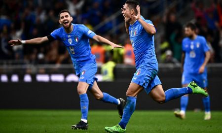 Raspadori marca, Itália derrota Inglaterra e rebaixa ingleses na Liga das Nações