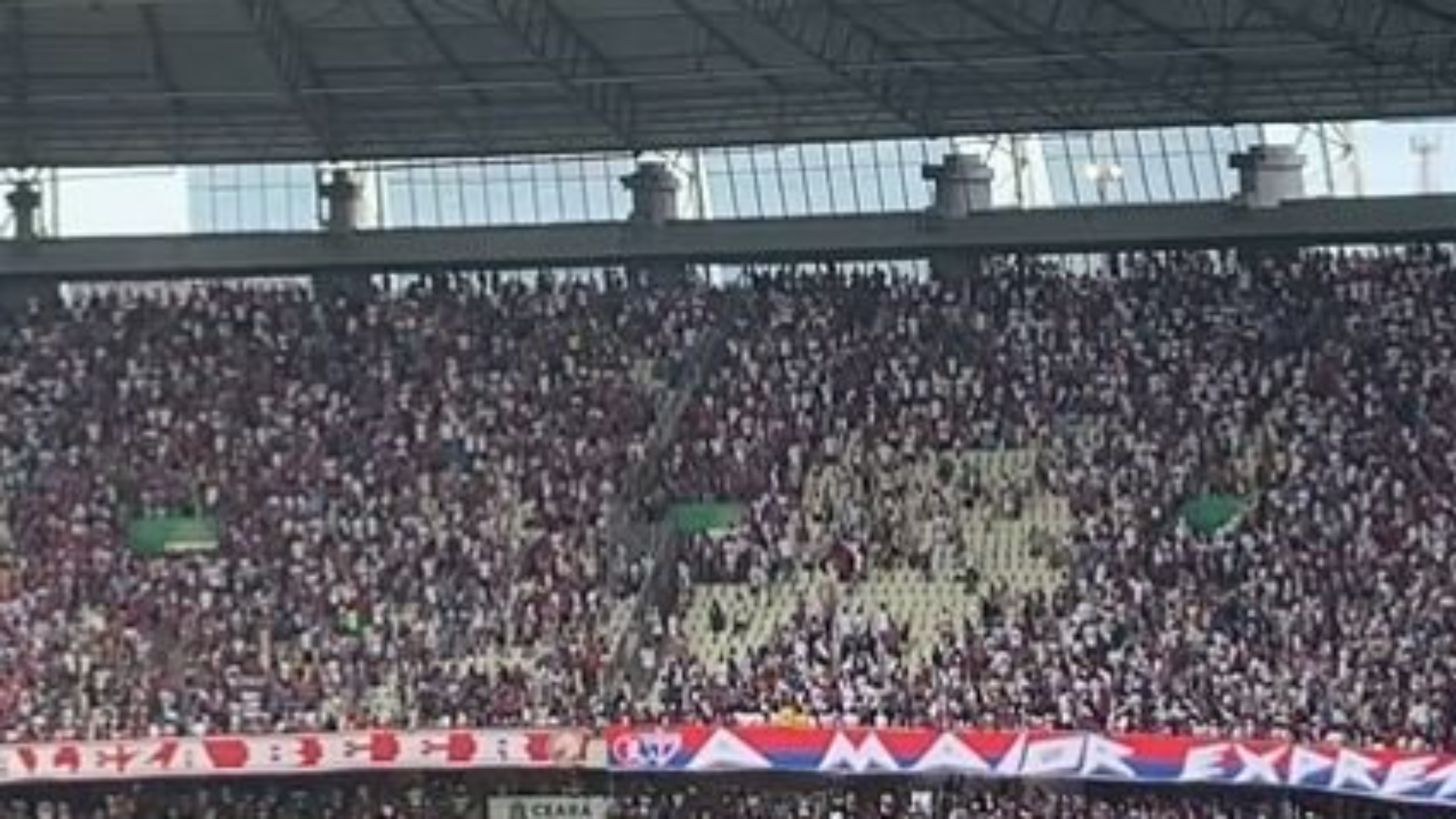 Marcelo Paz critica briga dentro da torcida do Fortaleza: "Derrota em campo, vergonha na arquibancada"