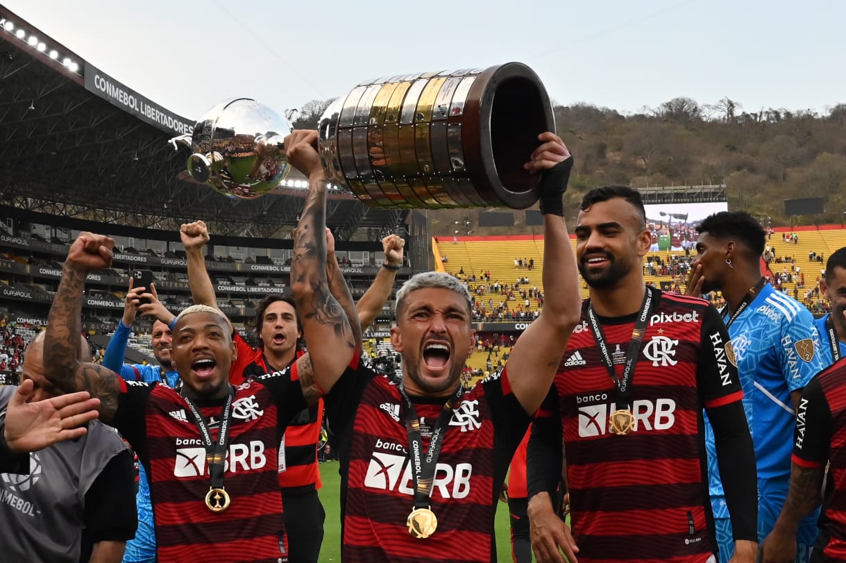 ‘Na base do sacrifício e superação’, diz Arrascaeta sobre tri do Flamengo na Libertadores