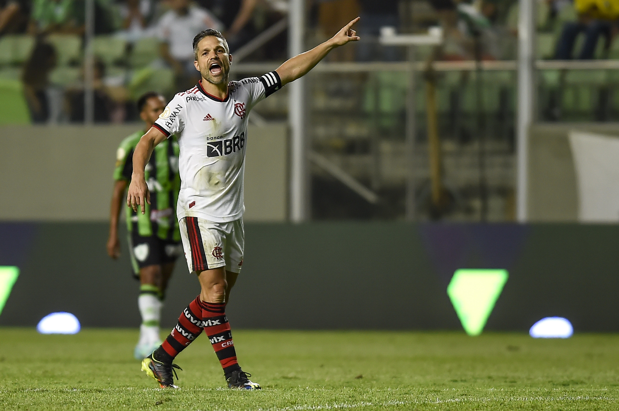Diego destaca o elenco do Flamengo após vitória dos reservas sobre o América-MG: 'Conseguimos provar a força desse grupo'