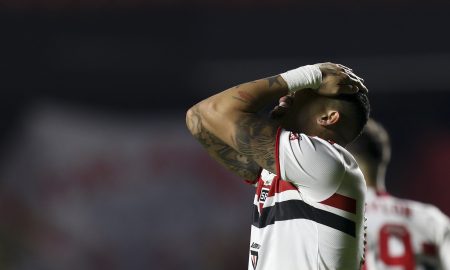 São Paulo perde a segunda seguida e vaga na Libertadores fica ameaçada