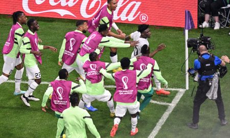 Jogadores de Gana comemoram vitória sobre Coreia do Sul