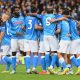 Jogadores do Napoli comemoram vitória sobre Udinese