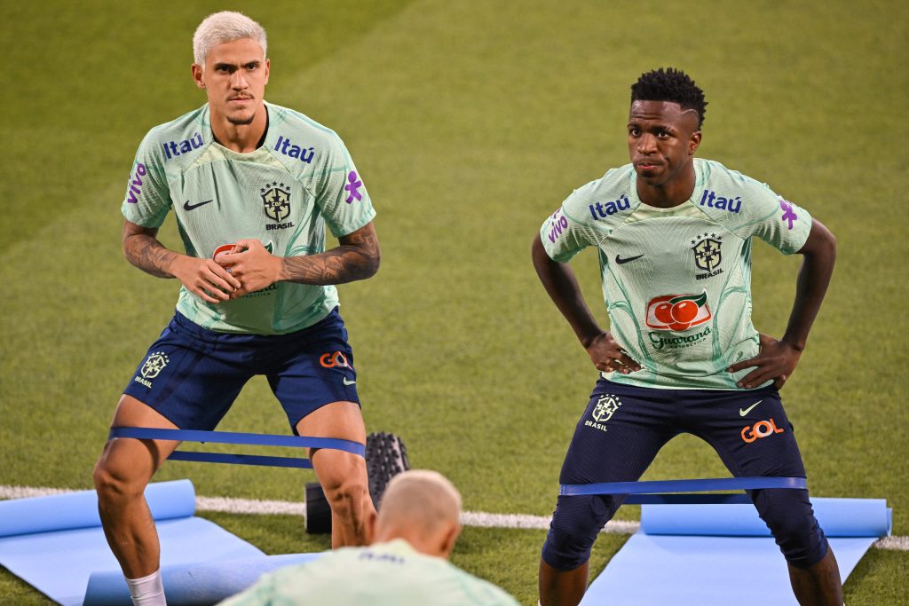 Seleção Brasileira realiza segundo treino visando estreia na Copa do Mundo; Tite fecha atividade