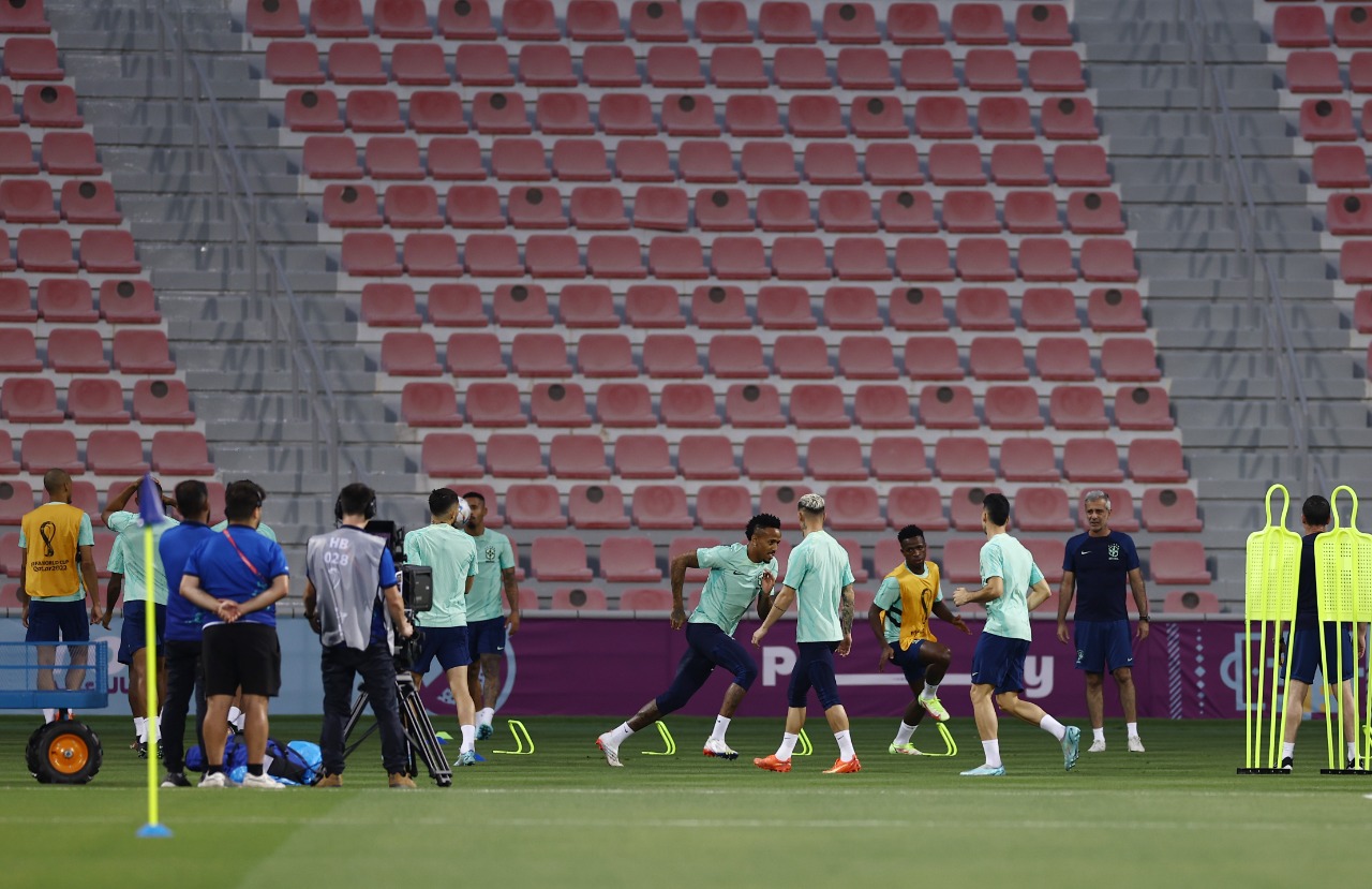 Treino do Brasil: Neymar e Danilo seguem recuperações e Antony retorna; veja provável time