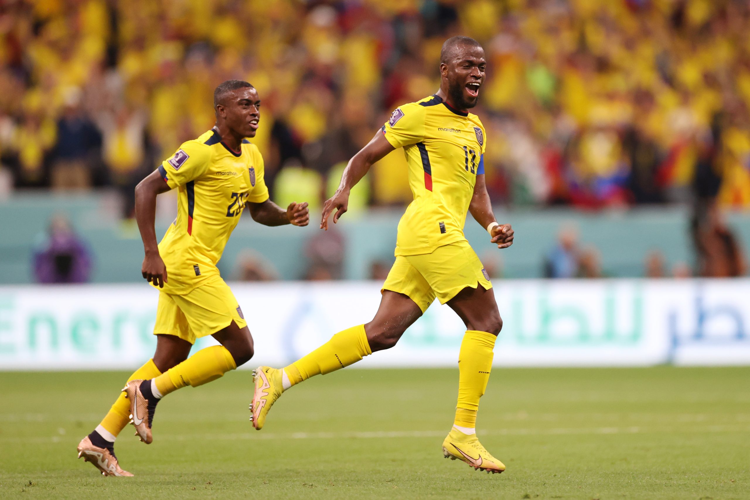 Valencia, atacante do Equador, marca primeiro gol da Copa do Mundo