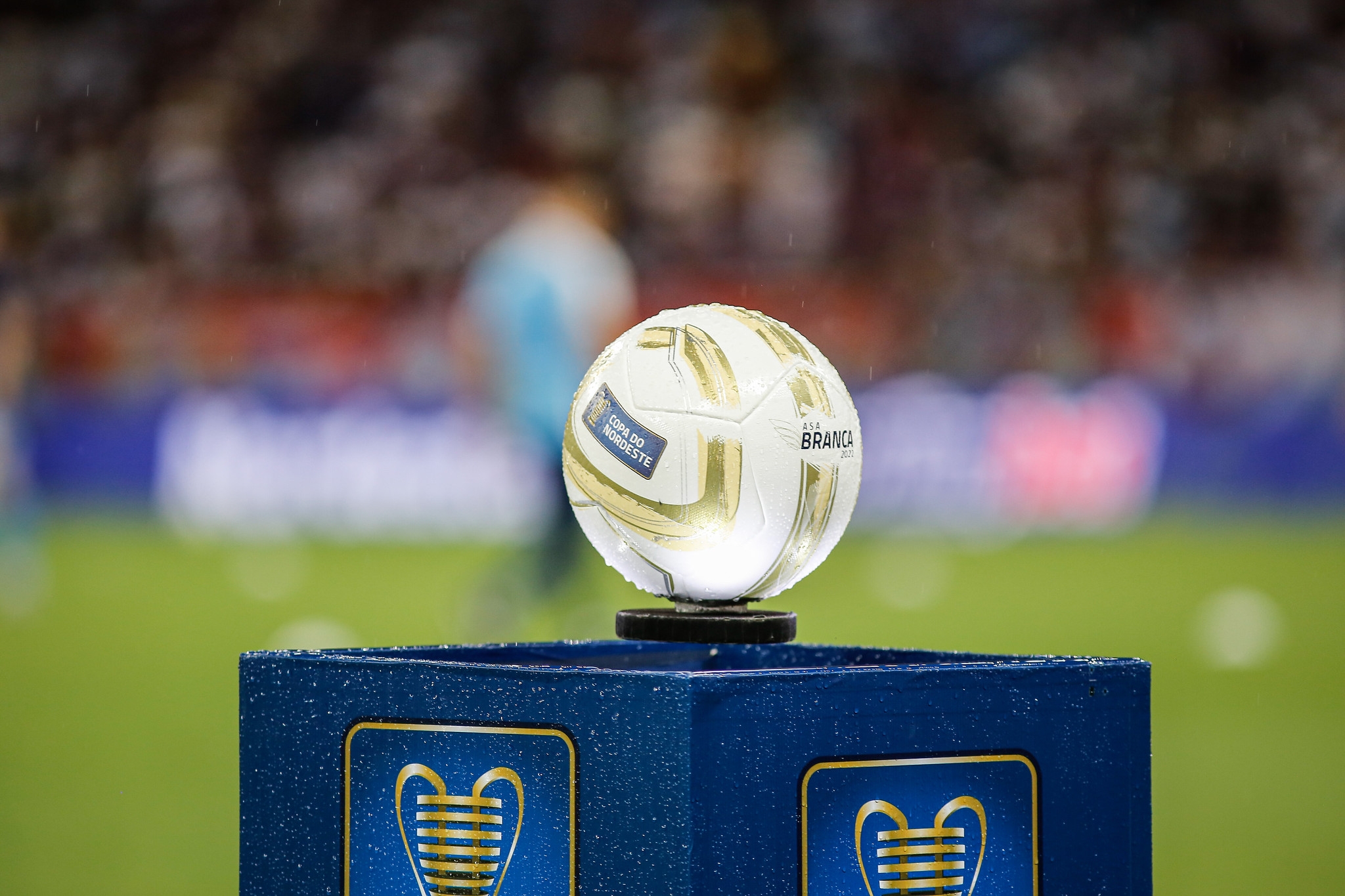 Bola especial da final da Copa do Nordeste 2022