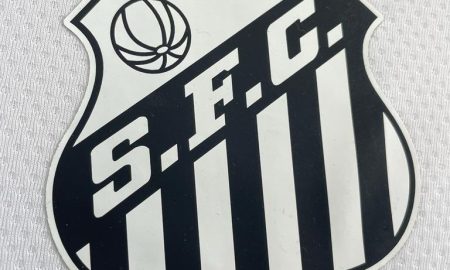 Conselheiro do Atlético-MG propõe mudanças no nome e no escudo do clube