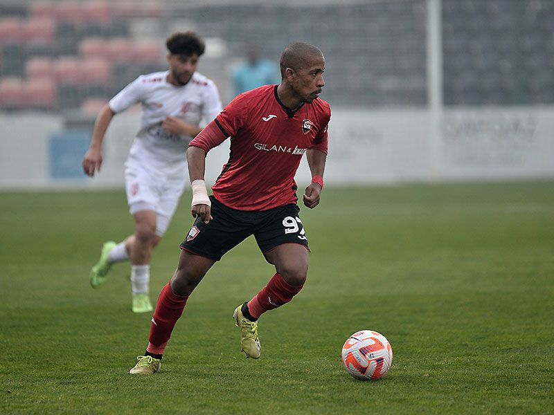 Felipe Santos, atacante brasileiro do Gabala