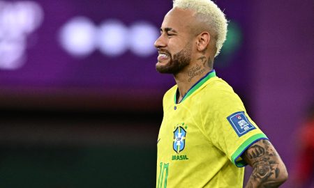 Neymar se revolta com post de seu ex-empresário criticando Tite: 'não fala m...'