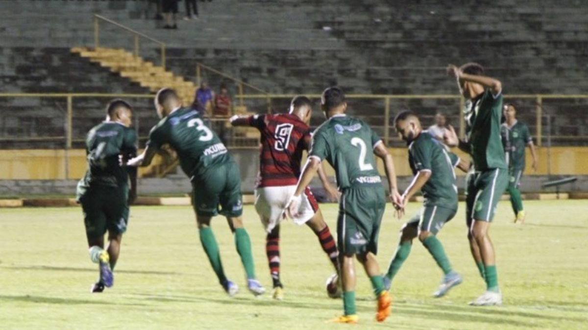Flamengo enfrenta o XV de Jaú em busca da classificação para segunda fase da Copinha