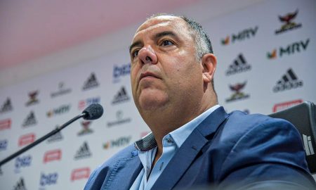 Marcos Braz afirma que Flamengo vai ao mercado após venda de João Gomes: ‘Vamos nos reforçar’