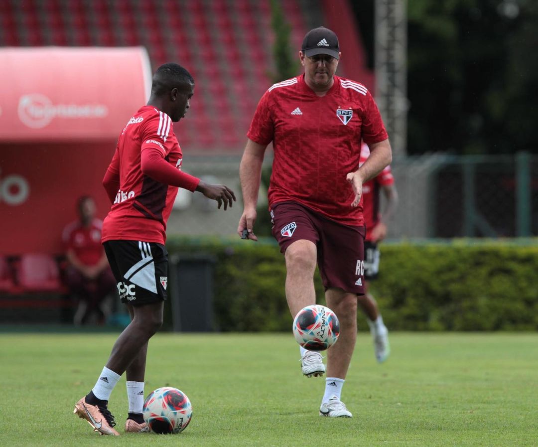 Dois reforços serão desfalques na estreia do São Paulo no Paulistão; atacante deve ficar à disposição