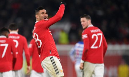 Manchester United vence com gols de brasileiros e avança na Copa da Inglaterra