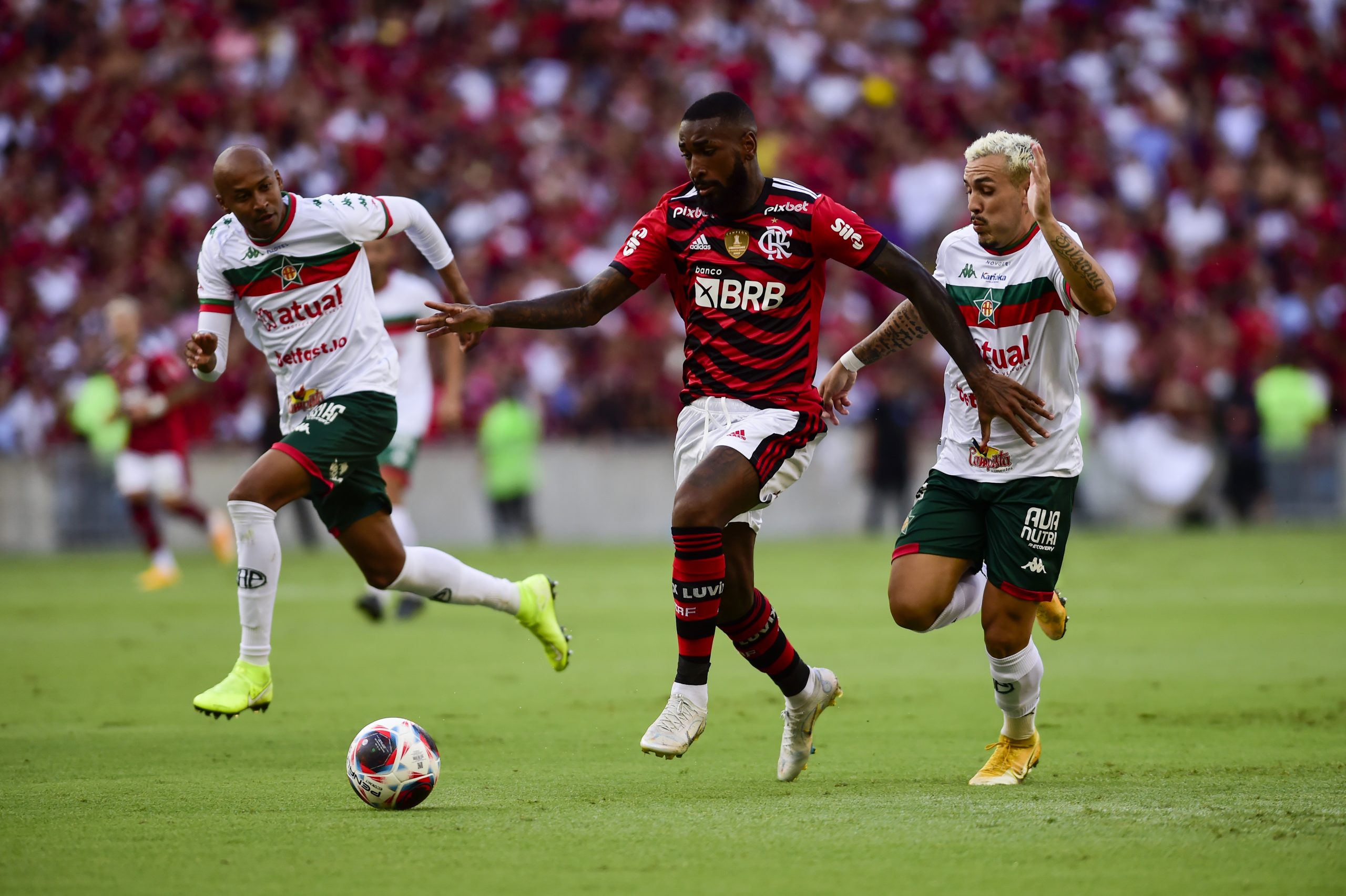 Retorno de Gerson é oficializado pelo Flamengo: 'Vamos juntos mais uma vez