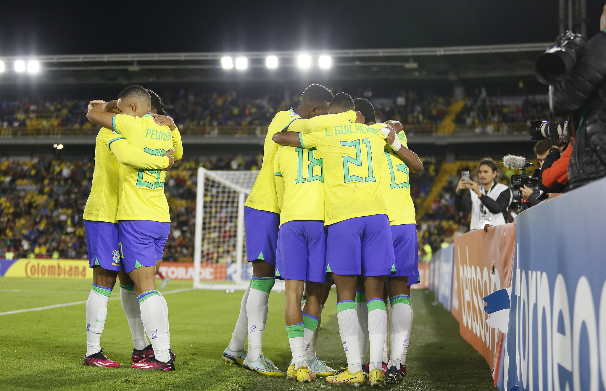 Brasil vence Uruguai e é campeão do Sul-Americano Sub-20