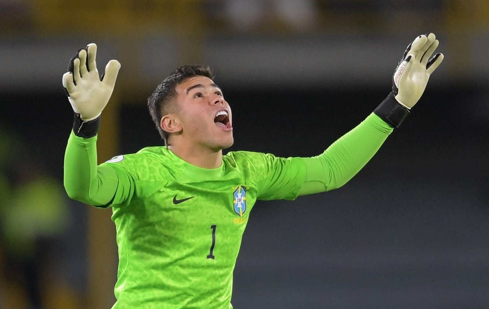 Eleito melhor do jogo, Mycael comemora classificação ao mundial do sub-20: 'Agora é buscar o título'