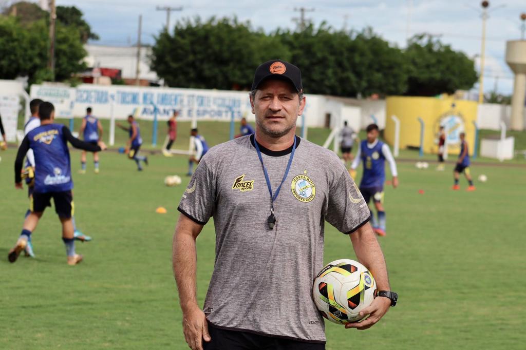 Rogério Henrique, técnico do Costa Rica