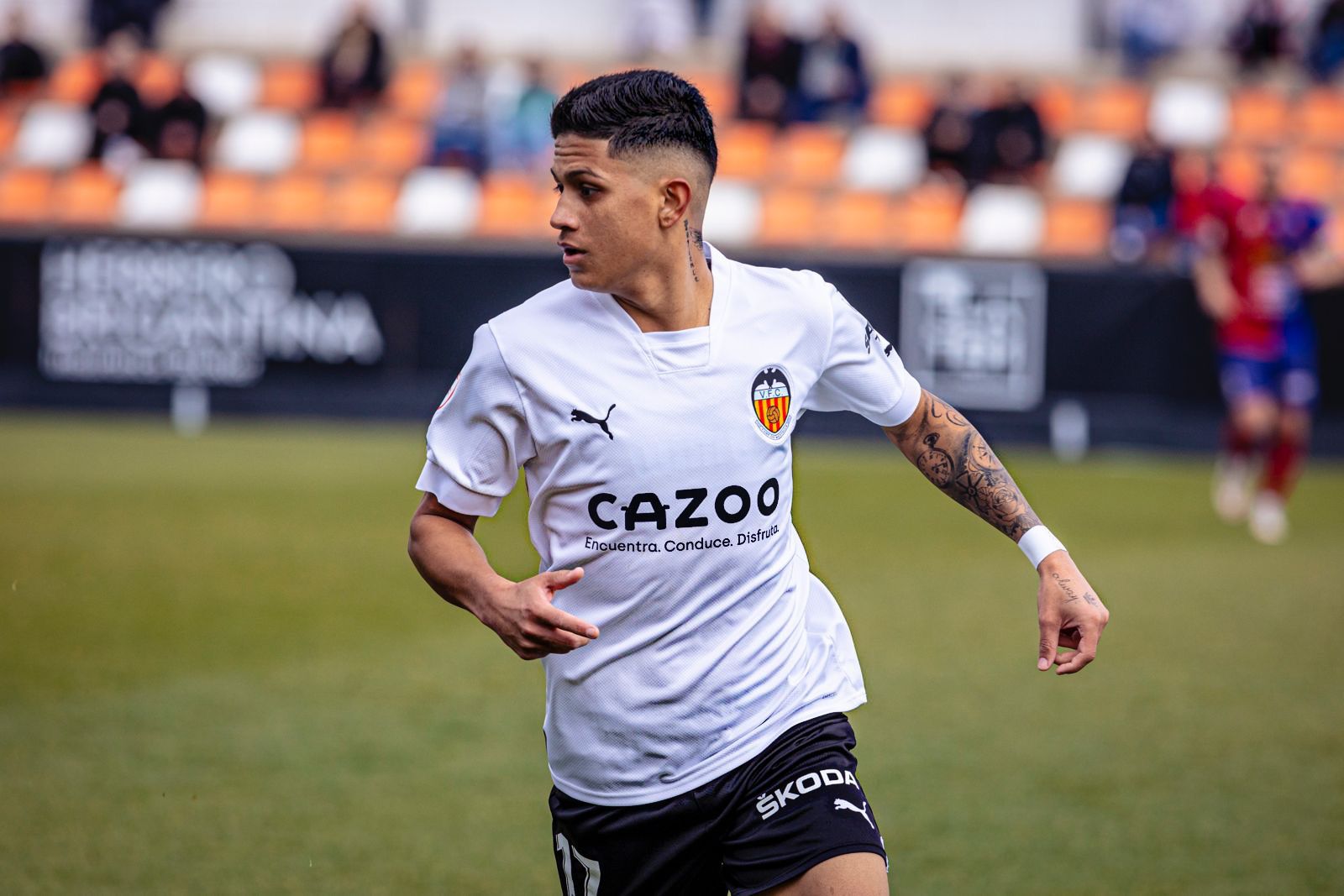 Gustavo Maia, lateral do Valencia Mestalla