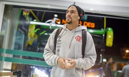 Matheuzinho, do Flamengo, desabafa após fratura na tíbia da perna esquerda: ‘Vou voltar, mais forte ainda’