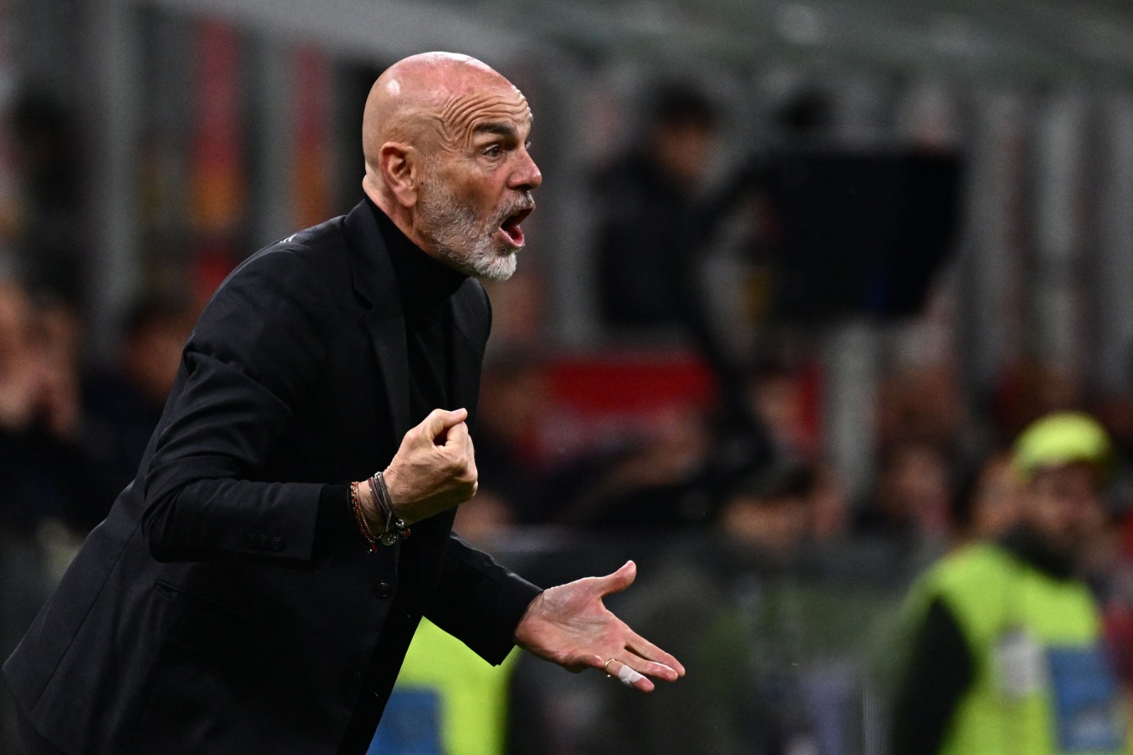 Pioli prevê jogo equilibrado entre Milan e Napoli