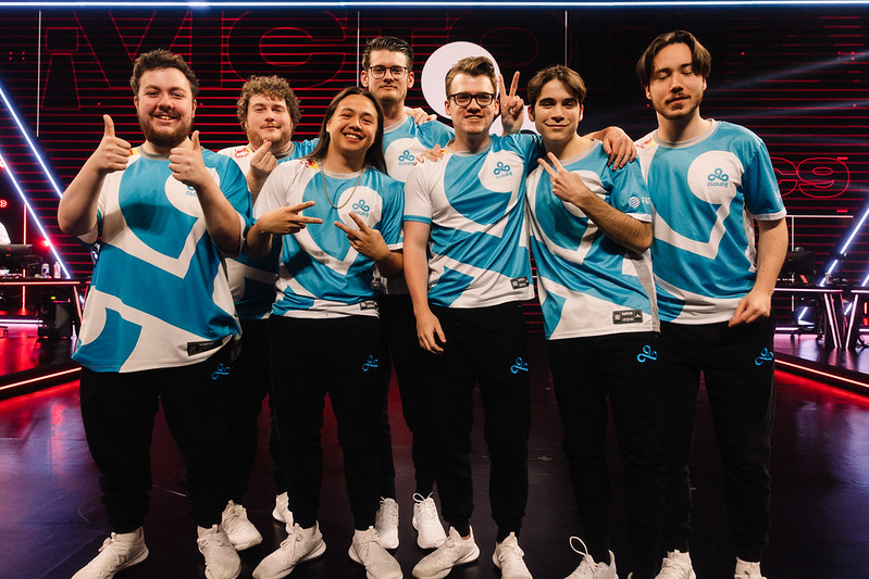 Cloud9 na vitória sobre a FURIA na Super Week